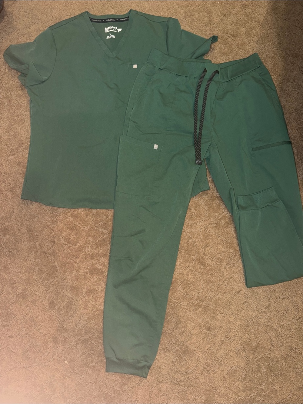 Fabletics Women’s Scrub Set XL